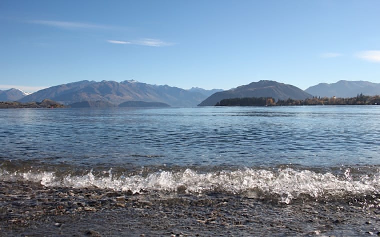 Wanaka Shoreline